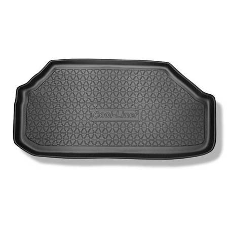 Boot mat for Audi 100 Saloon (1988-1994) - Aristar - Cool liner