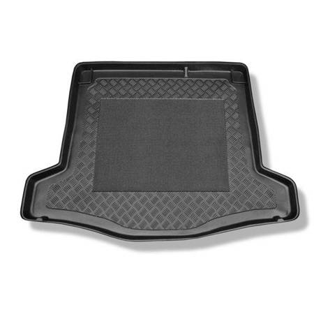 Boot mat for Ford Focus II Saloon (2004-02.2011) - Aristar - Standard