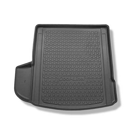 Boot mat for Vauxhall Insignia B Country Tourer (07.2017-2023) - Aristar - Cool liner - also for models with luggage rails