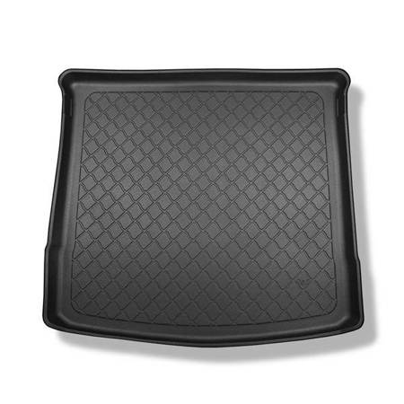 Boot mat for Volkswagen Touran II 5T MPV (09.2015-....) - Aristar - Guardliner - 5/7 seats; 3rd row lowered